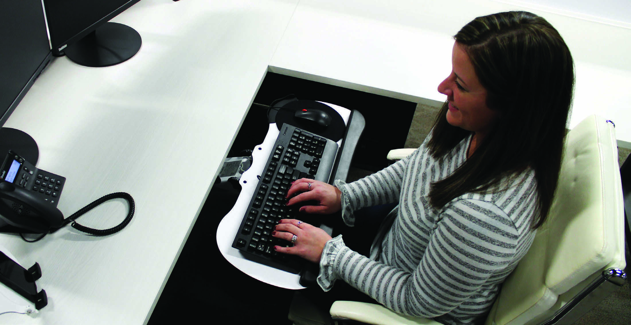 ergonomic-computer-keyboard-tray