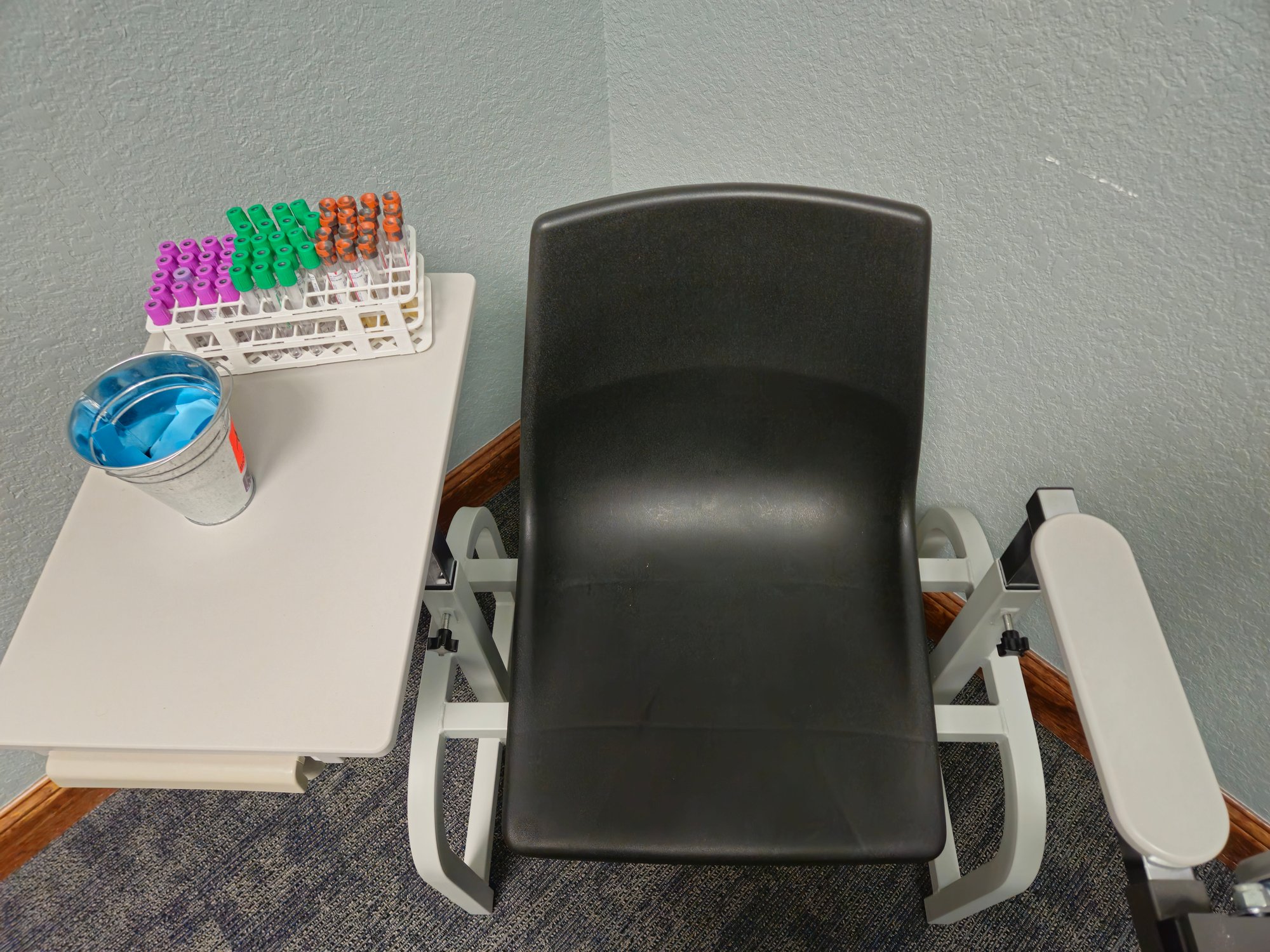 Blood draw station