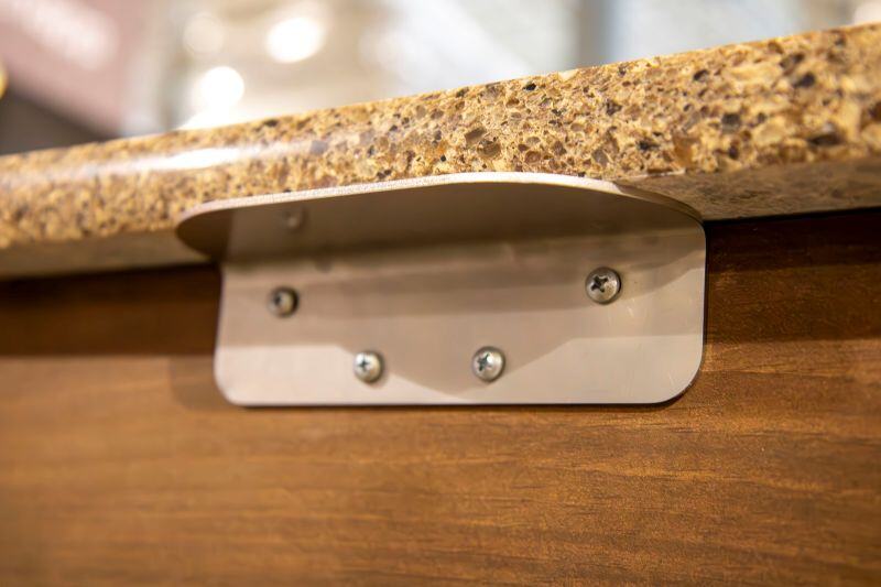 Lift Gate stop on a counter