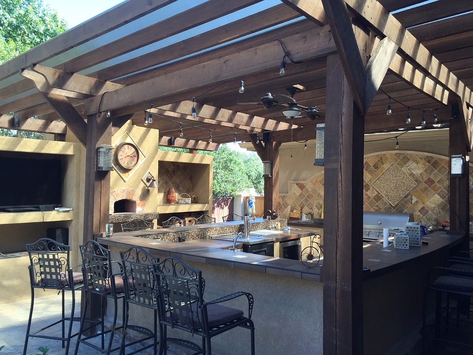 Custom Outdoor Kitchen